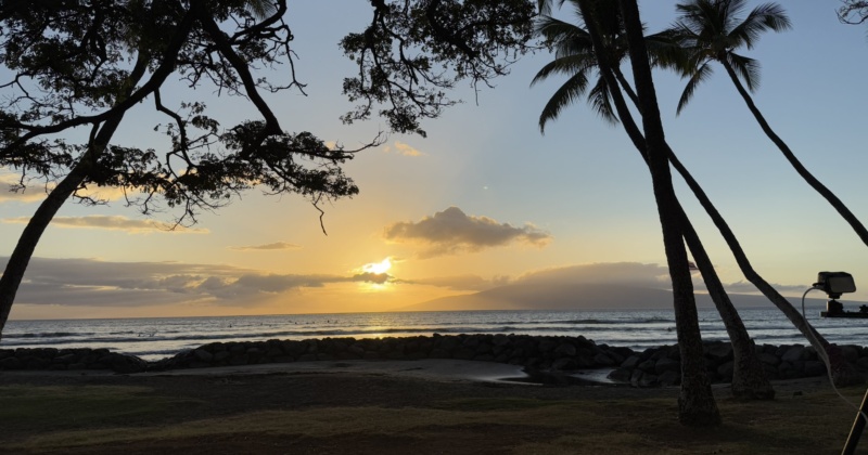 2024.12.09 Sunset at Launiupoko Beach Park (Time Lapse)