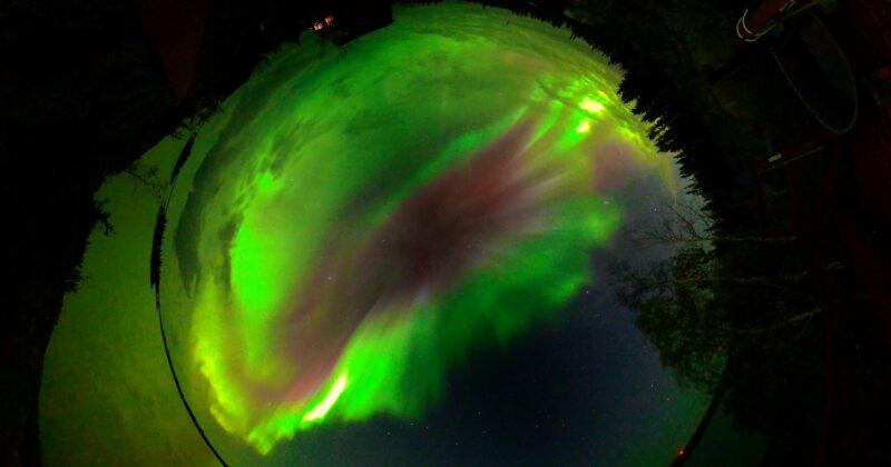 2026.09.15-16 Aurora over Trout Rock Lodge (360 Timelapse)